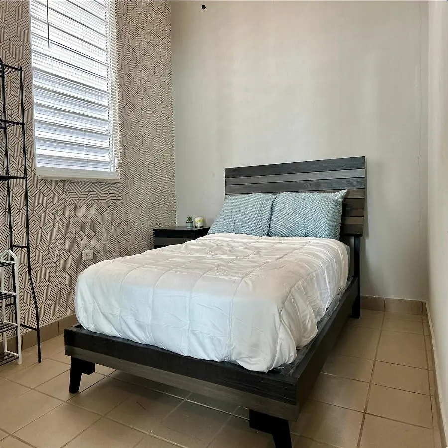 Cozy Beach House - 11 Minute Walk To The Beach Σαν Χουάν 0*,  Πουέρτο Ρίκο